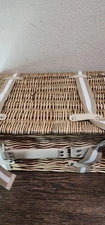 Wicker Picnic Basket Set for 2 Dishes/Flatware/ Wine Holders / Glasses NOB