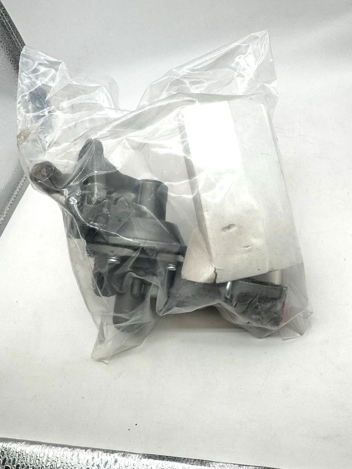 BOMBA DE COMBUSTIBLE CARTER M826 FORD 1949 1954 Foto 4 de 4