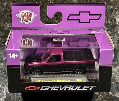 M2 Machines 1992 Chevrolet C1500 SS 454 Purple And Black S146 NIB