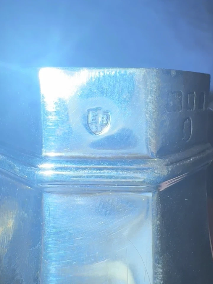 Muffineer Edward Barnard de plata de ley de 7" - Jubileo del Rey Jorge V de 1935 Foto 4 de 4