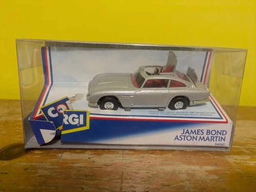 Corgi 94060 James Bond Aston Martin DB5 In Original Box