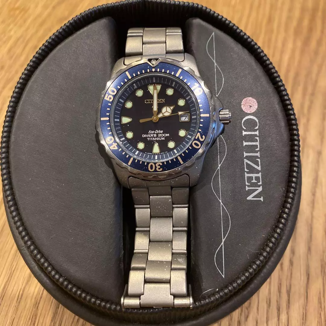 Citizen eco drive 200m titanium deals