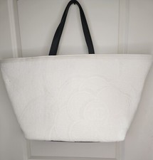 Borsa Chanel bianca trapuntata Terry Coco. Perfetto per tutti i giorni, vacanze o shopping