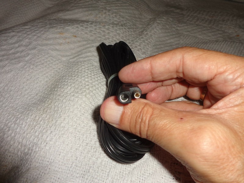 SAE connector electrical cable about 10 feet.