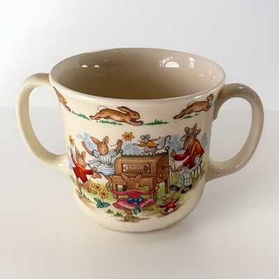 Bunnykins VINTAGE 1936 Royal Doulton PETER RABBIT 2 Handled Mug Fine Bone China