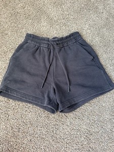 Lululemon Inner Glow Gray Fleece High Rise Sweat Shorts Pockets Size 2