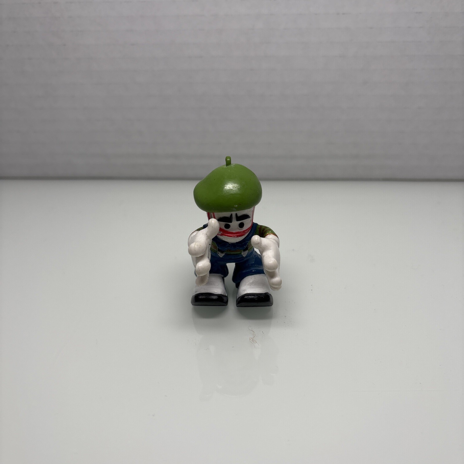 Tech Deck Dude Shik Mime Green Clothes &Amp; Hat Magnetic Action Figure 2.25&Quot;