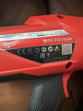 Milwaukee M18 Short Throw Press Tool Kit with PEX Crimp Jaws w/ UK Charger