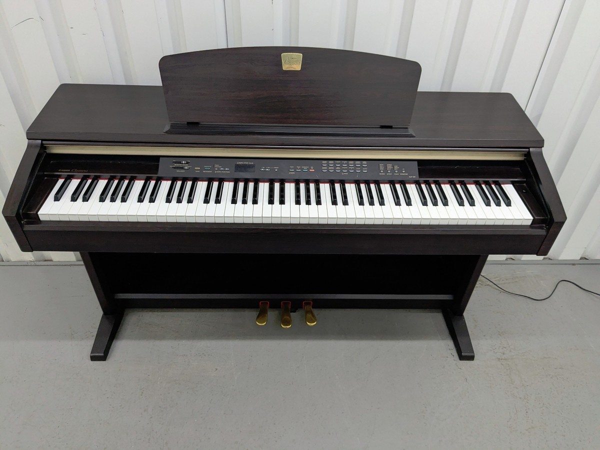 YAMAHA Clavinova CLP-120