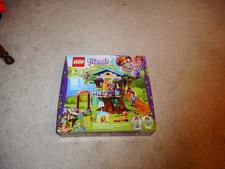 LEGO FRIENDS MIA'S TREE HOUSE 41335...**SEALED**NEW**FREE SHIPPING**