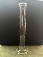 Fisher 500 mL Glass Graduated Cylinder for Physical Laboratory Use