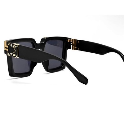 Modern Black Oversized Sunglasses with Chunky Frame and Gold Hardware BRAND NEW Junsika Retro Oversized Sunglasses for Men Women Fashion  main image 3