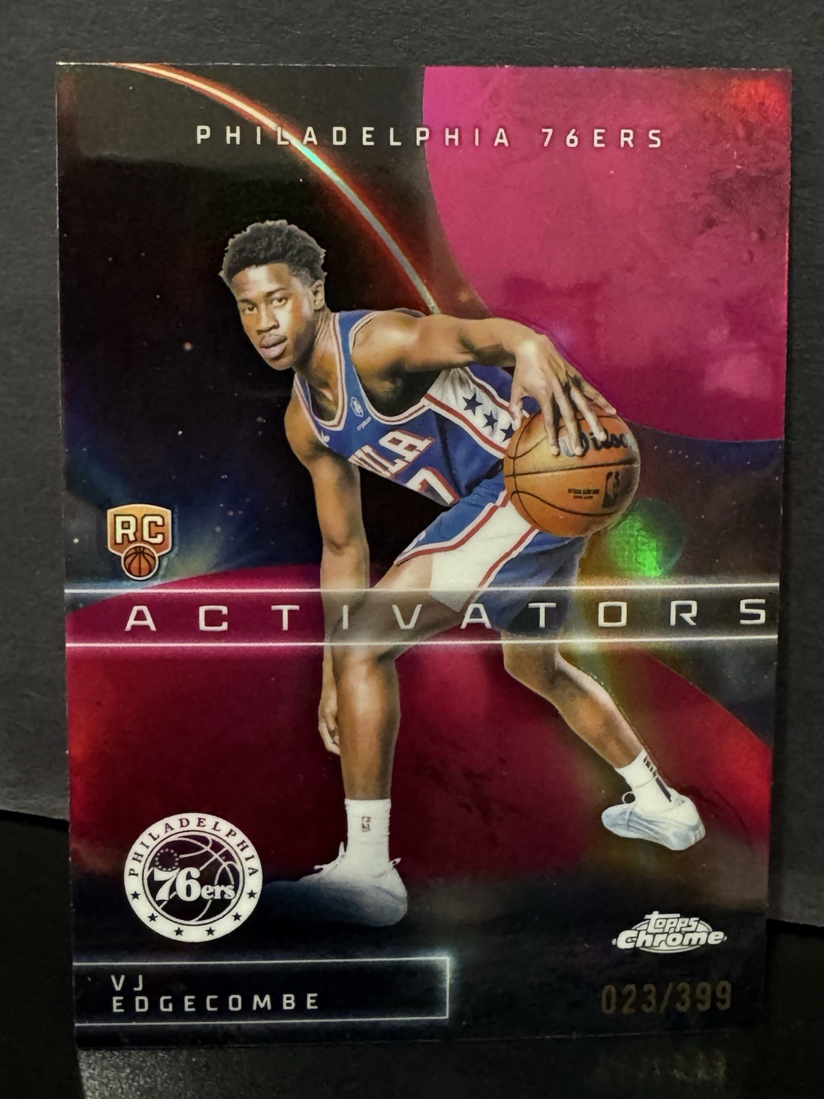 2025-26 Topps Chrome VJ Edgecombe Activators Magenta /399 RC Philadelphia 76ers