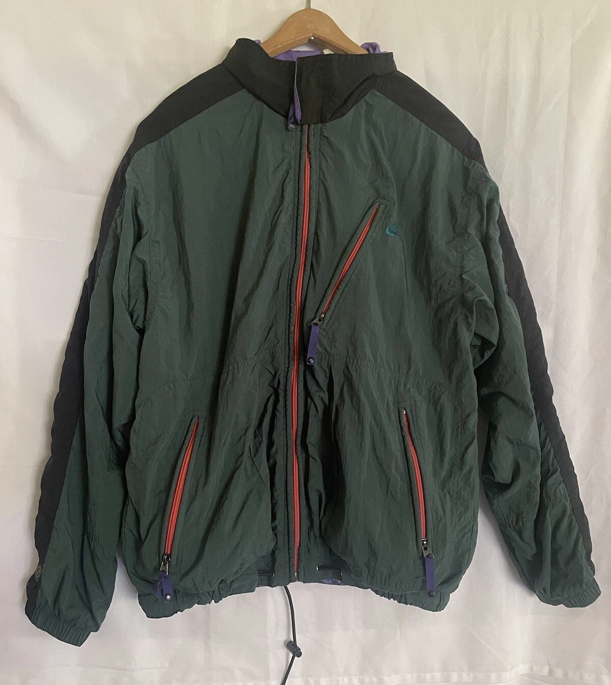 VTG Nike ACG Jacket Windbreaker Men’s Rain Hiking Packable Nylon Colorblock