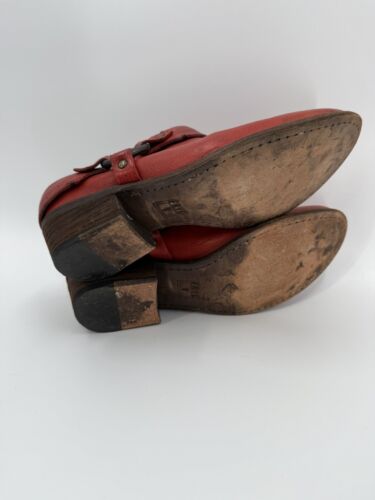 Frye Women's Red Leather Belted Biker Harness Mules Clogs 6.5 M Booties EUC - Picture 10 of 12