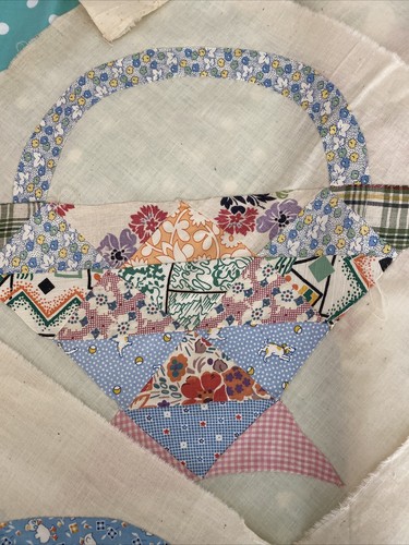 Basket Quilt Blocks Antique 1920's Set 14 Handsewn Appliqué Feedsack Novelty 17” - Picture 2 of 9