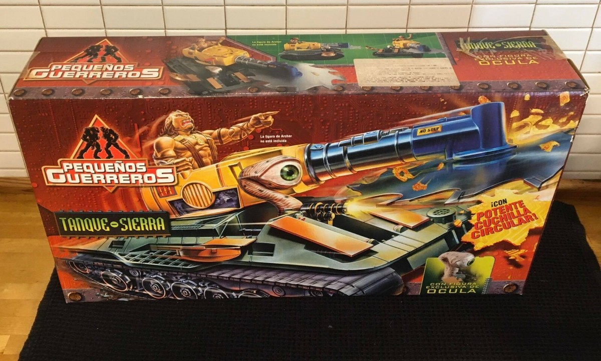 Small Soldiers BUZZSAW TANK Ocula付き