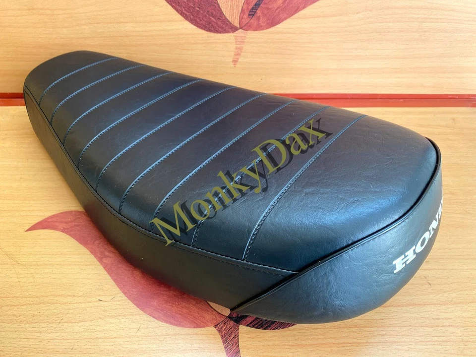 Honda SL350 K1 1970-1971 asiento. Sillín SL350K1 nueva reproducción. Bandeja de asiento de metal. Foto 4 de 4