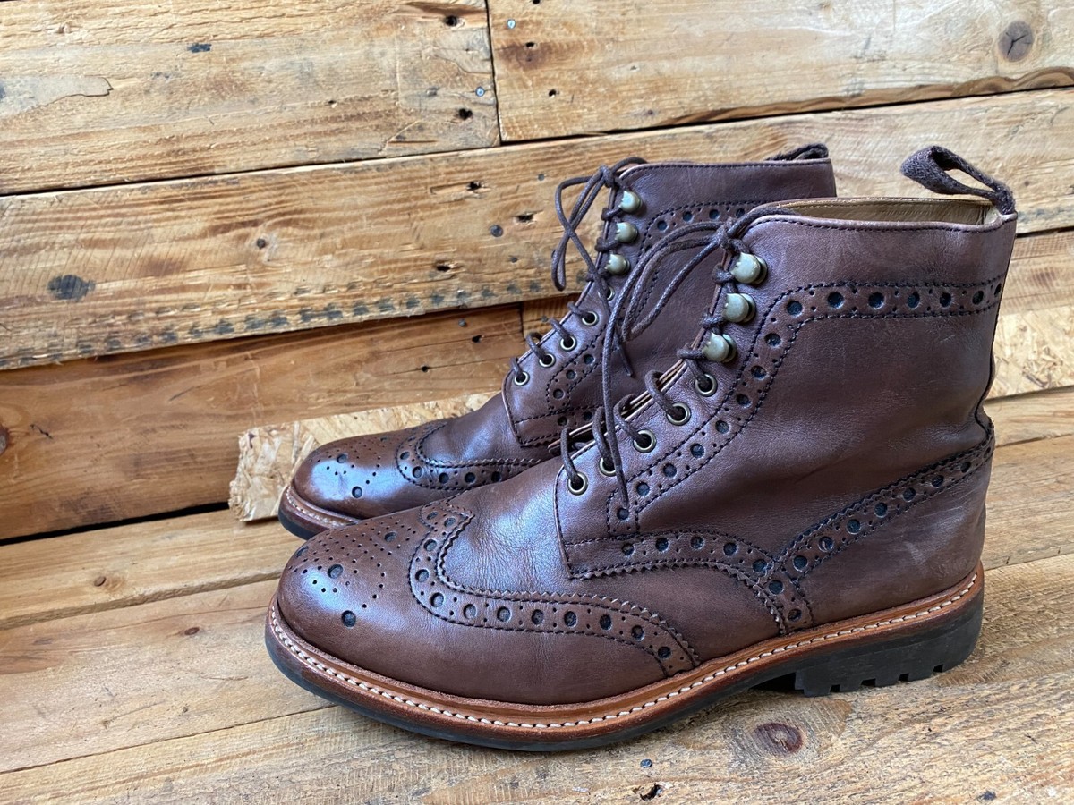 Grenson mens brouge boots, brown leather , long wing boots  display picture 2