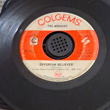 The Monkees Daydream Believer / Goin' Down 7" 45 RPM Colgems 66-1012