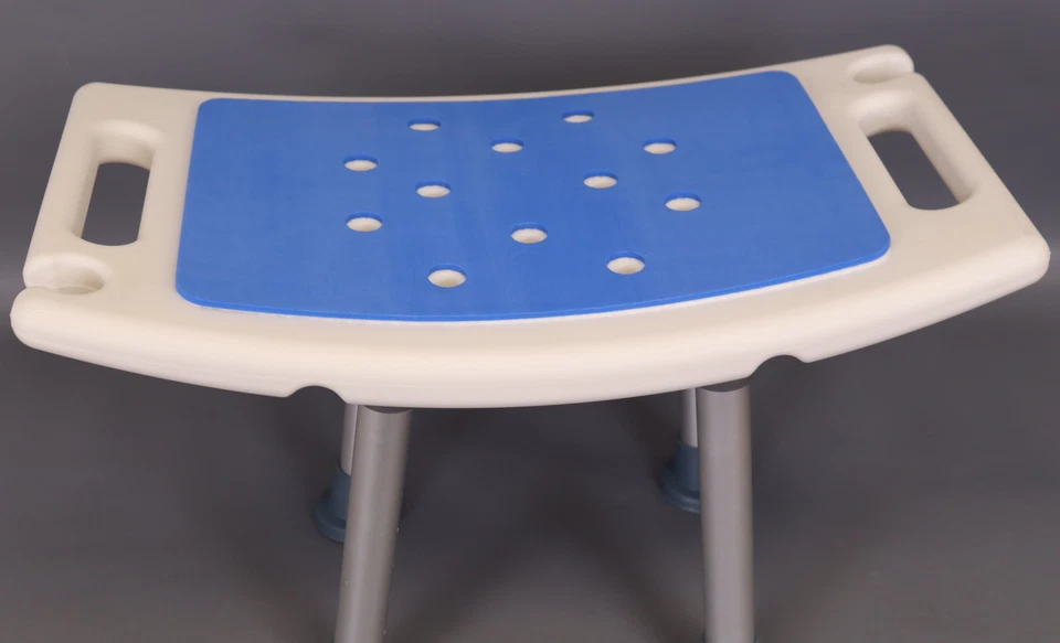 Taburete de ducha Medokare con asiento acolchado Foto 2 de 4