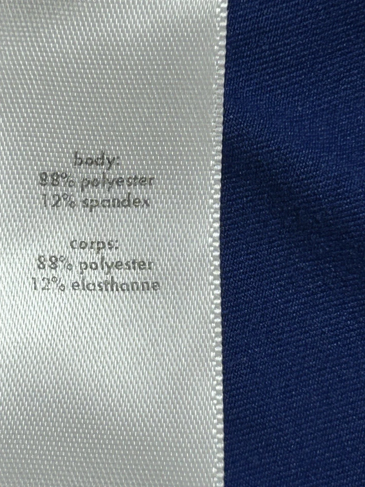 Top de rendimiento de manga larga Lucy LucyTech para mujer grande azul ropa deportiva pulgar Foto 4 de 4