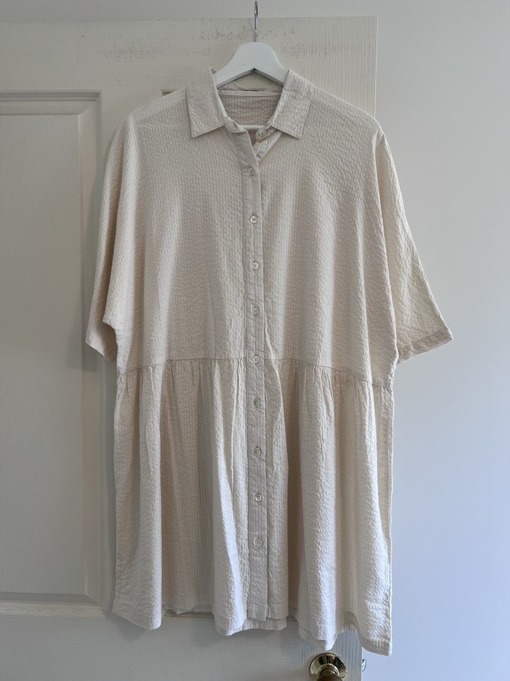 Academy Women Size XS/S Beige Oversized Baby Doll Dress Button Front