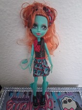 Monster High Lorna McNessie Fashion Doll Scottish Exchange