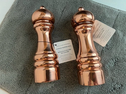 Williams Sonoma 7” Copper Salt & Pepper Mill Grinder Set! **NEW w/ TAGS**