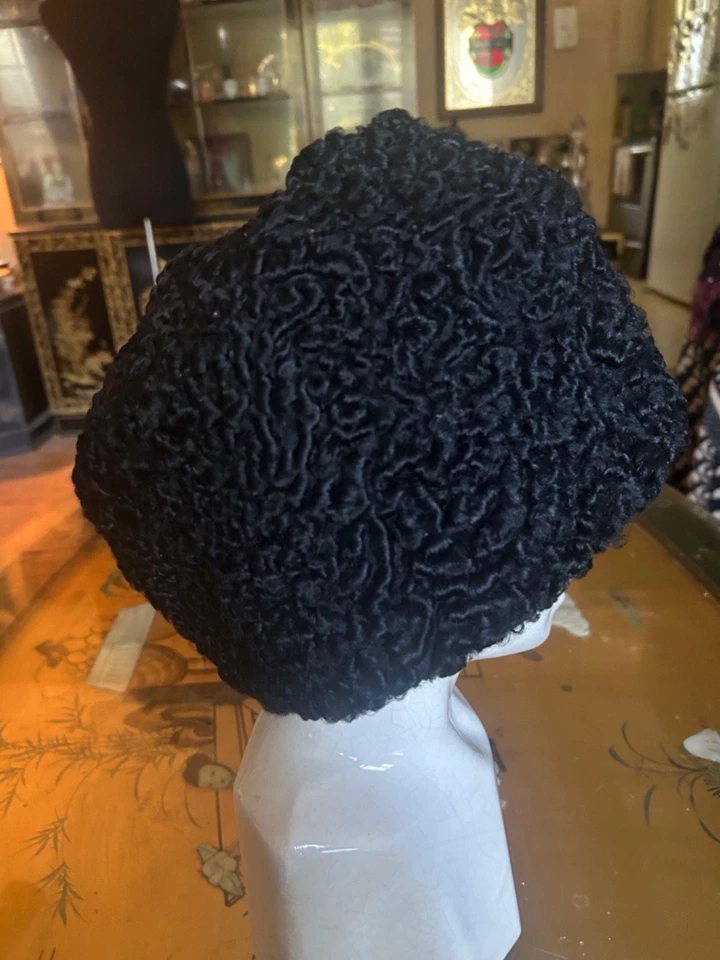 De Colección Años 60 Negro Persa Cordero Sombrero Ruso Cosaco Cálido Acogedor Invierno Sombrero M Foto 2 de 4