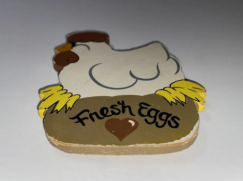 "Fresh Eggs" Chicken in Nest Fridge Magnet - Picture 2 of 12