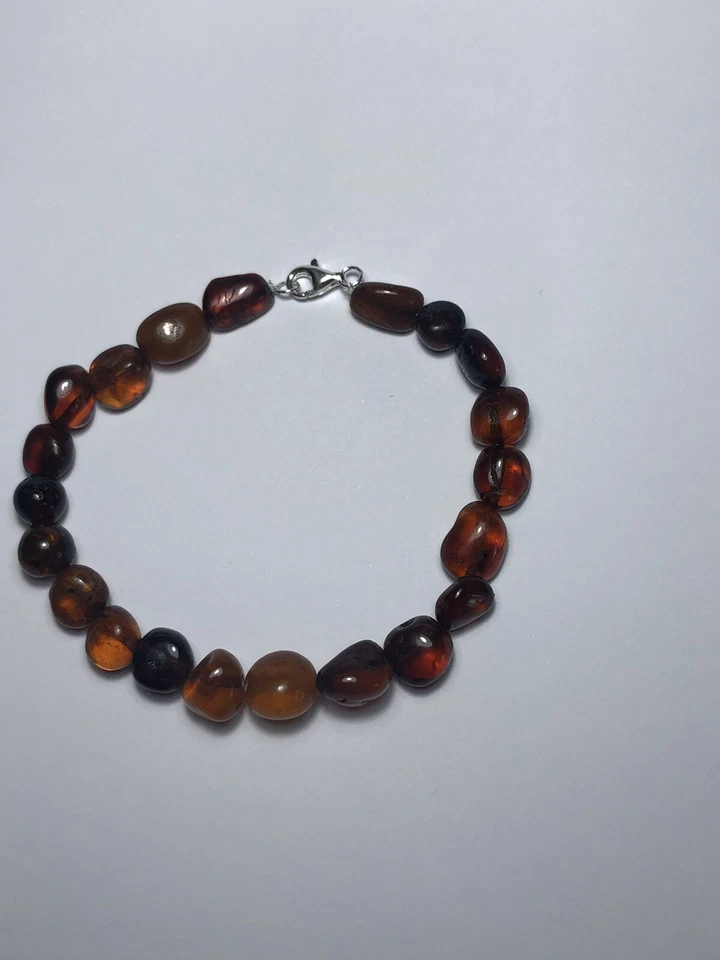 Bracciale in Ambra e chiusura in Argento 925 - Immagine 3 di 4