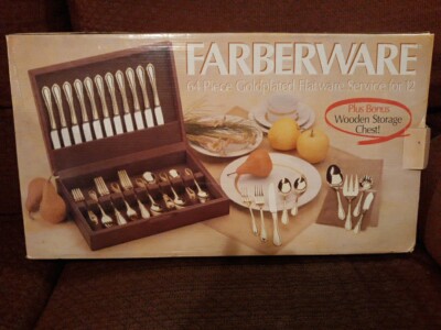 Farberware 64 Piece Goldplated Flatware Service for 12 ''Breeze Gold'' In Wood Box