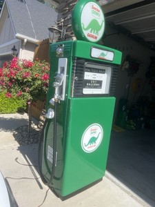Wayne 505 Dino Gas Pump from 1950’s Authentic. Pick Up Only