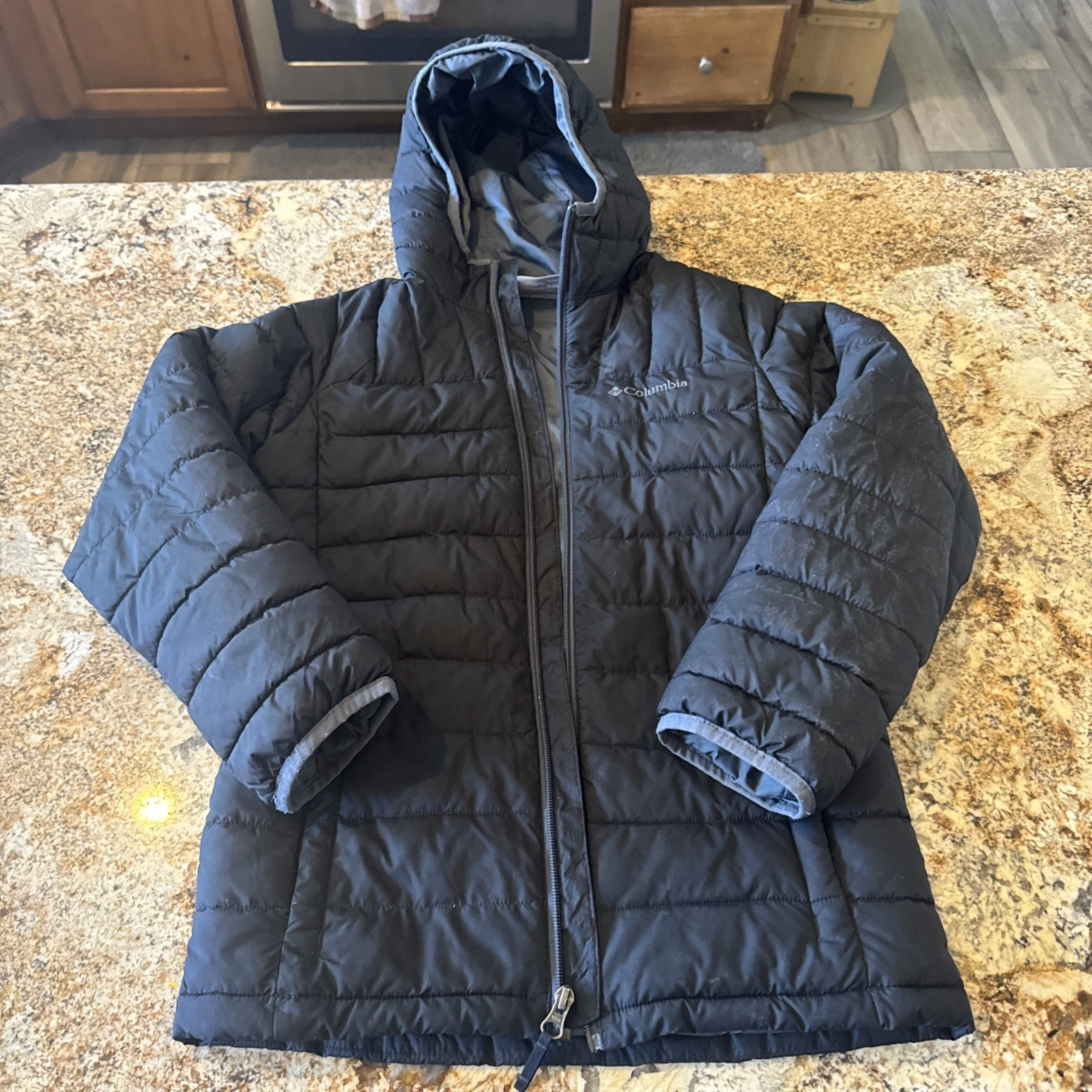 Columbia Boys Hooded winter Jacket Black Insulated Zip Polyester Outdoor