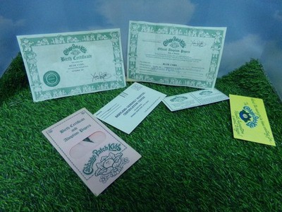 CABBAGE PATCH KIDS coleco girl  birth cert in envelope. 10