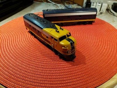 Ho Scale Athearn A&B Set