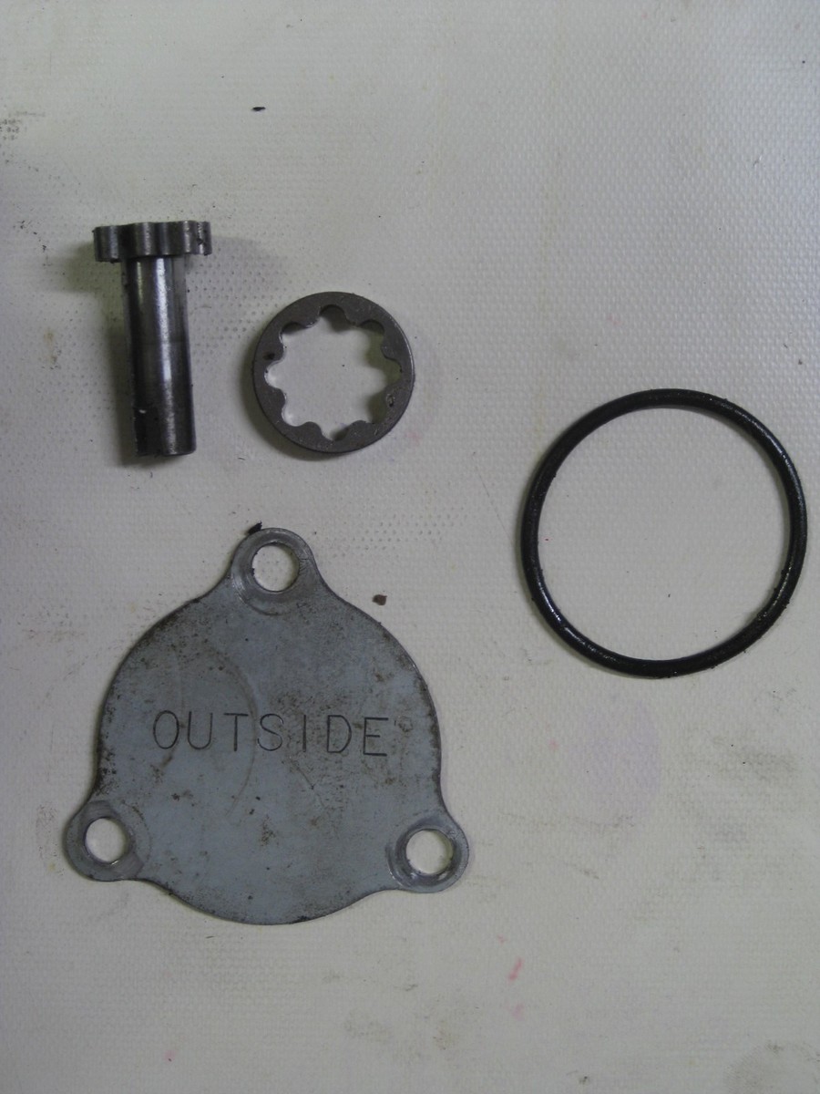 TORO Lawn Mower 20622C Engine VMG6 OIL PUMP ASSEMBLY part 81-3490