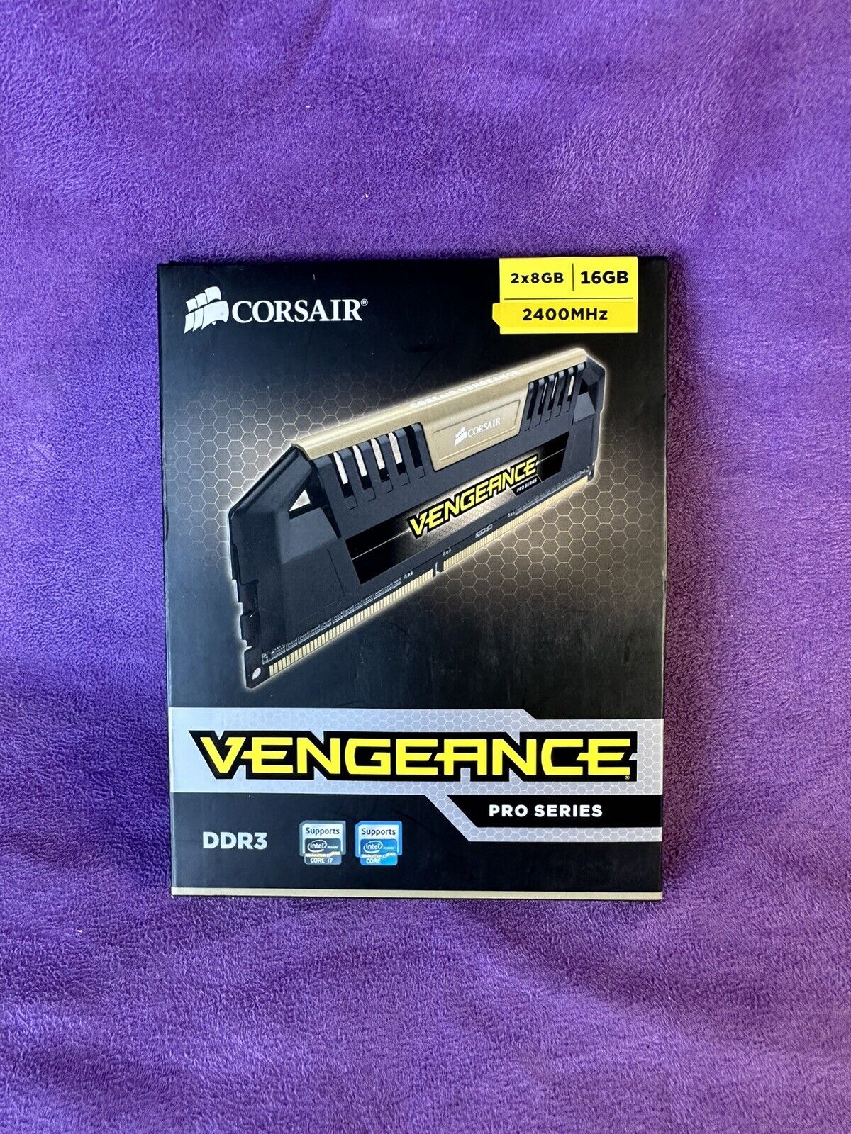 Corsair Vengeance 16GB (2 x 8GB) DDR3 (PC3-12800) Memory Module