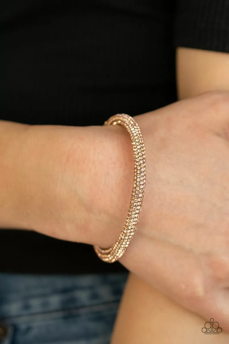 Paparazzi Stageworthy Sparkle Gold Bracelet RARE NEW