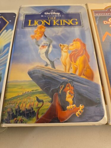 3 DISNEY'S MASTERPIECE LOT VHS THE LION KING THE RESCUERS THE SWORD IN THE STONE - Picture 5 of 19