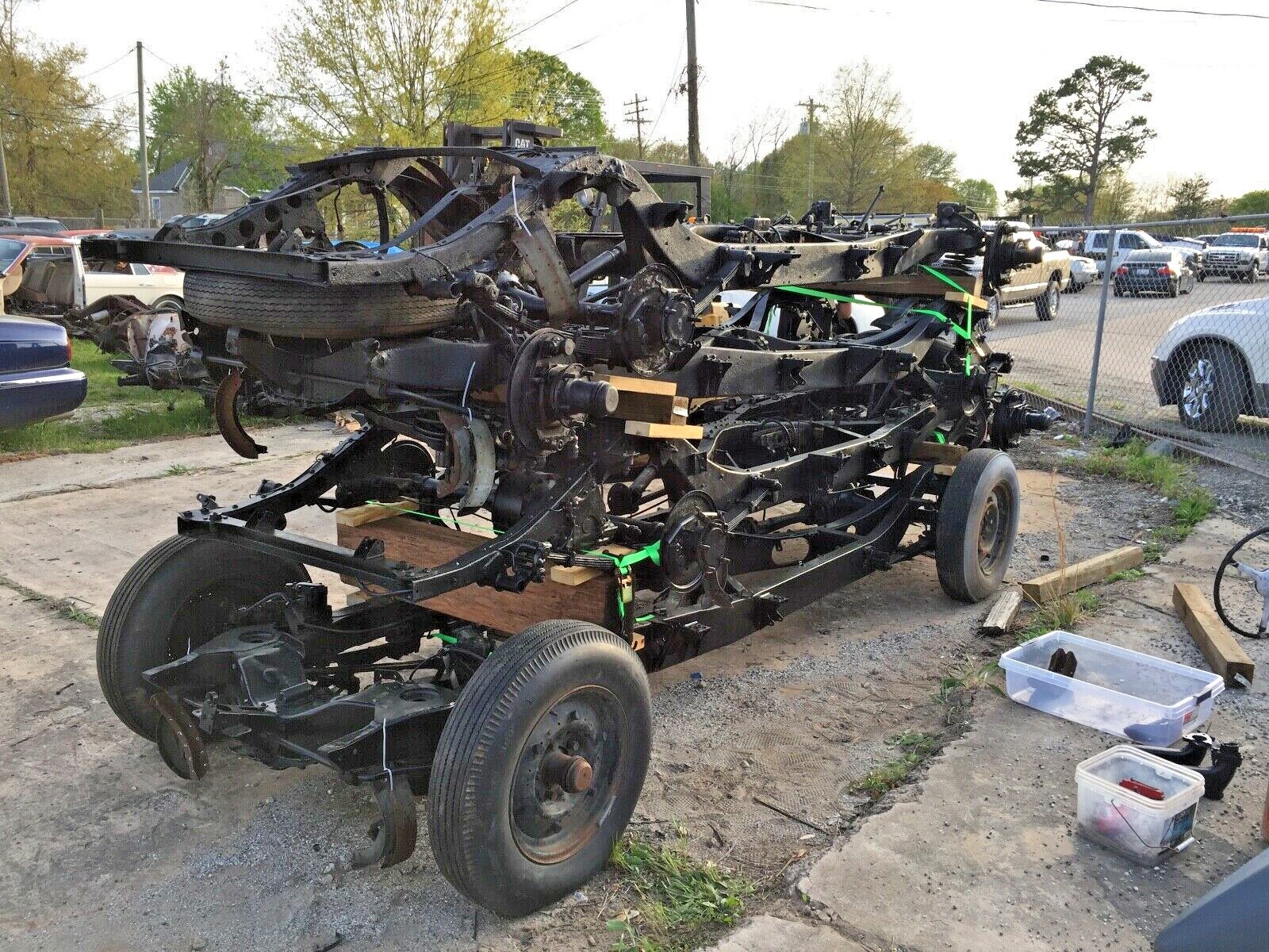 BENTLEY 'SPECIAL' BUILDERS P100 MOUNT BASE ROLLS ROYCE. WORLDS LARGEST INVENTORY