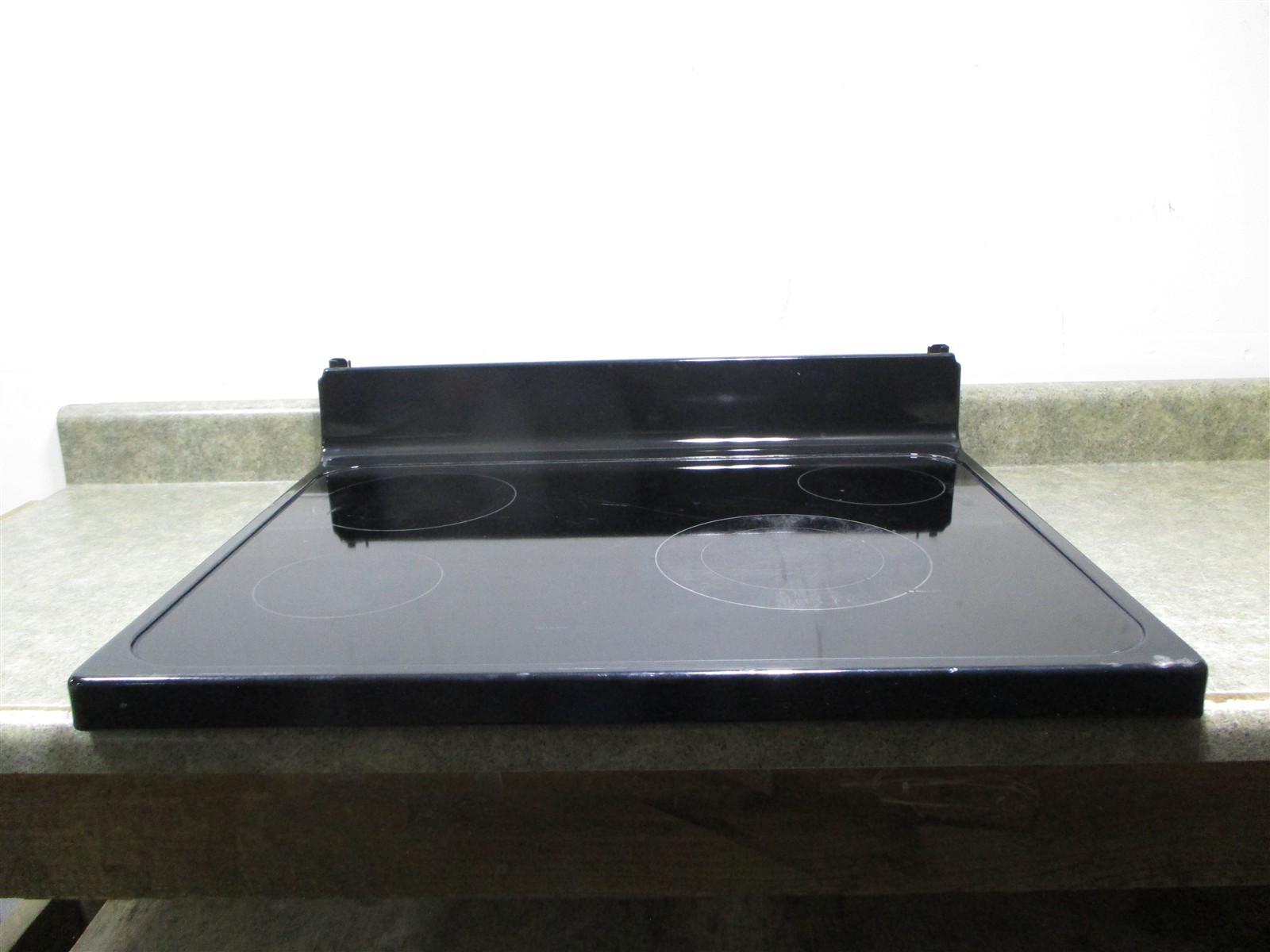 Ge Range Cooktop Cloudy Burners/Chips/Scratches Part # Wb62X20903