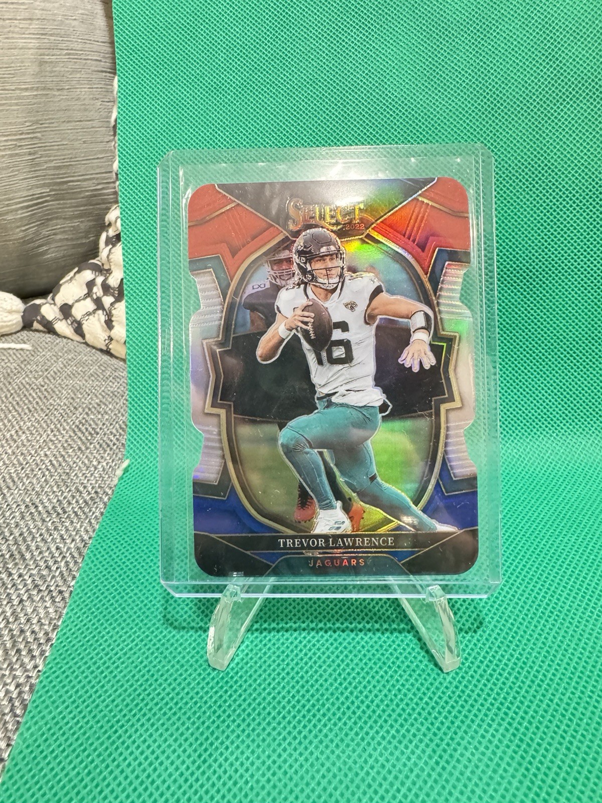 2022 Panini Select - Concourse Trevor Lawrence #41 Red & Blue Prizm Die-Cut