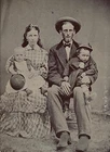 ORIGINAL! CIVIL WAR ERA FAMILY  1/6 PLATE TINTYPE PHOTO