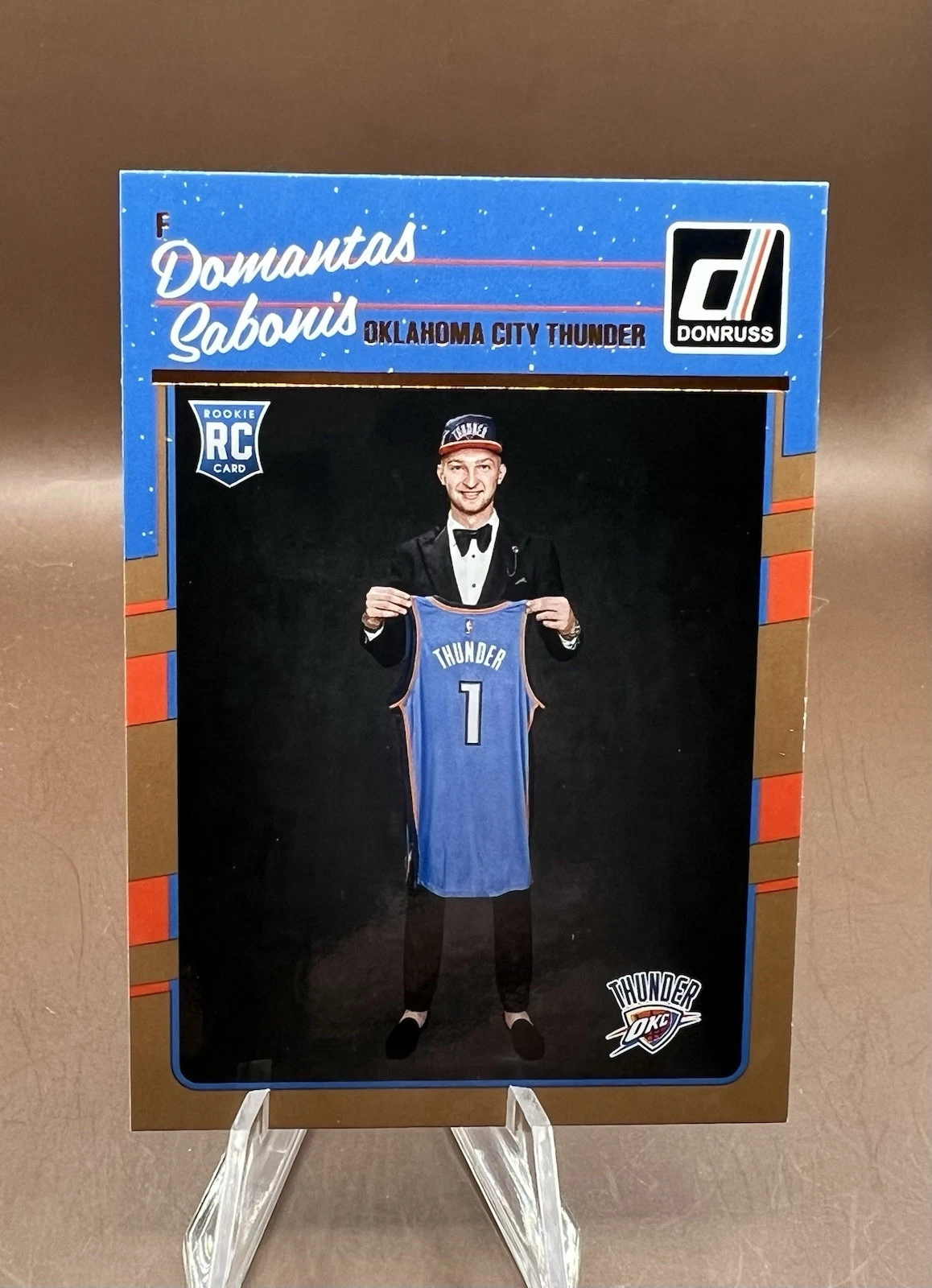 Domantas Sabonis trading card