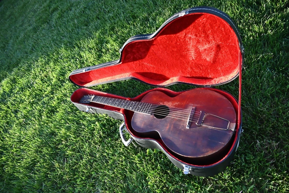 Guitarra Gibson L-Jr 1919 con tapa de arco SN: 11613/11000 Foto 2 de 4