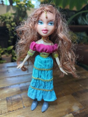Bratz Genie Magic Meygan Vintage Fashion Doll  2001