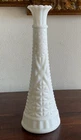 Lovely vintage Anchor Hocking Stars & Bars milk glass bud vase- 23 Cm