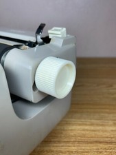 Right Knob Replacement for 60s Royal Safari, Aristocrat, Custom Typewriter Cream thumbnail